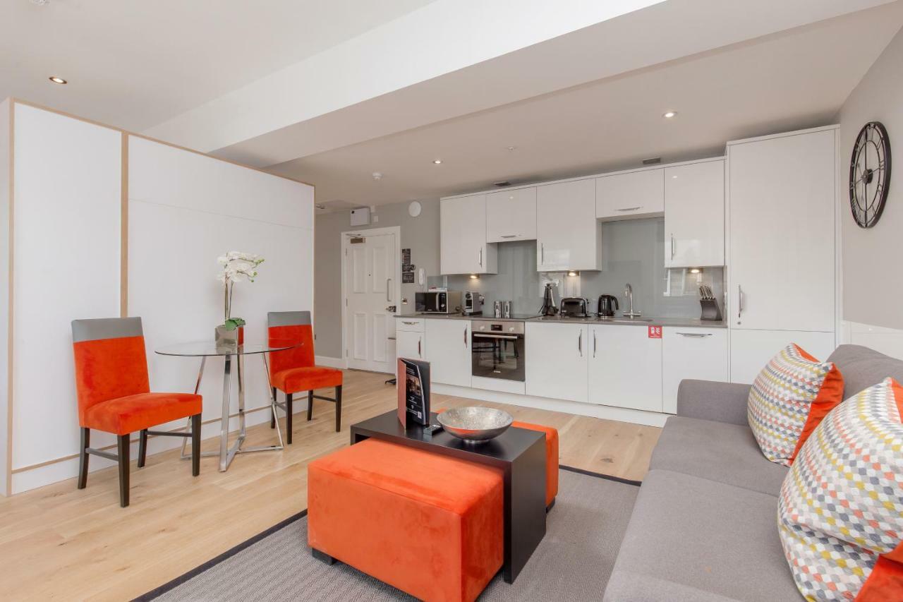 Destiny Scotland Hanover Apartments เอดินบะระ ภายนอก รูปภาพ